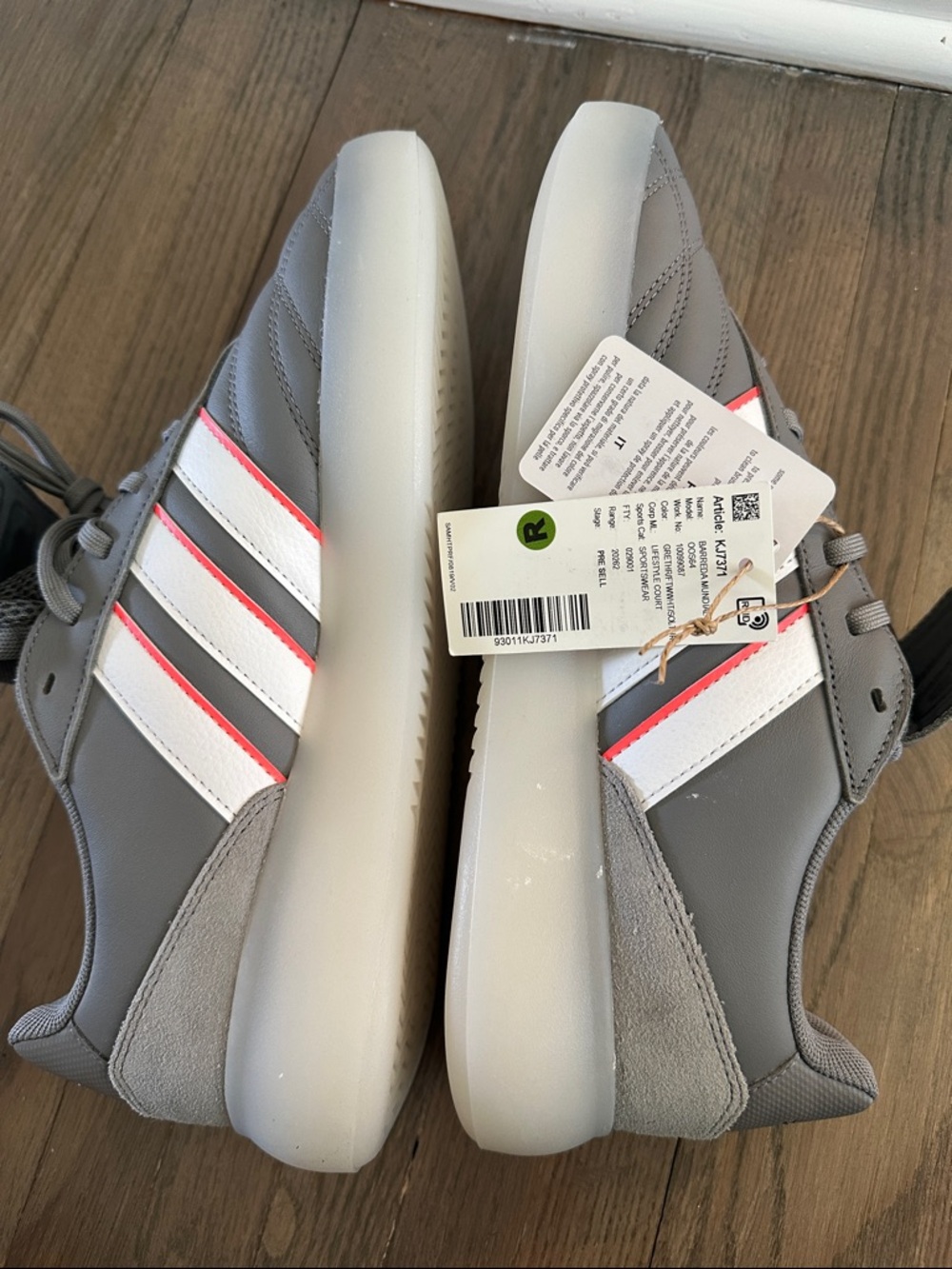 Adidas - Picture 5 of 6